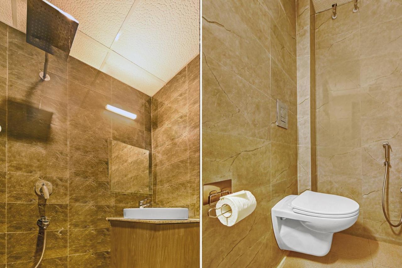 Super Townhouse Oak Hillside Aqua Hotel Khandagiri Bagian luar foto